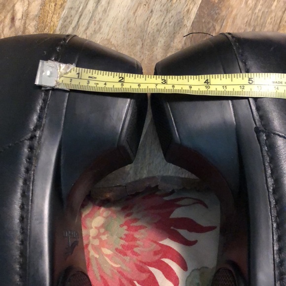 DANSKO  size EU42 US11.5-12  Pull-on Clogs Black Leather Strap Detail $109 MSRP - Picture 13 of 16